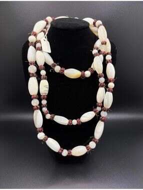 Vintage Oriental Hand Tied White Agate Trade Bead Necklace
